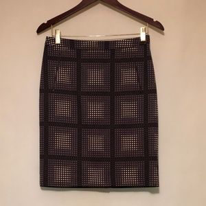 Halogen dot print pencil skirt